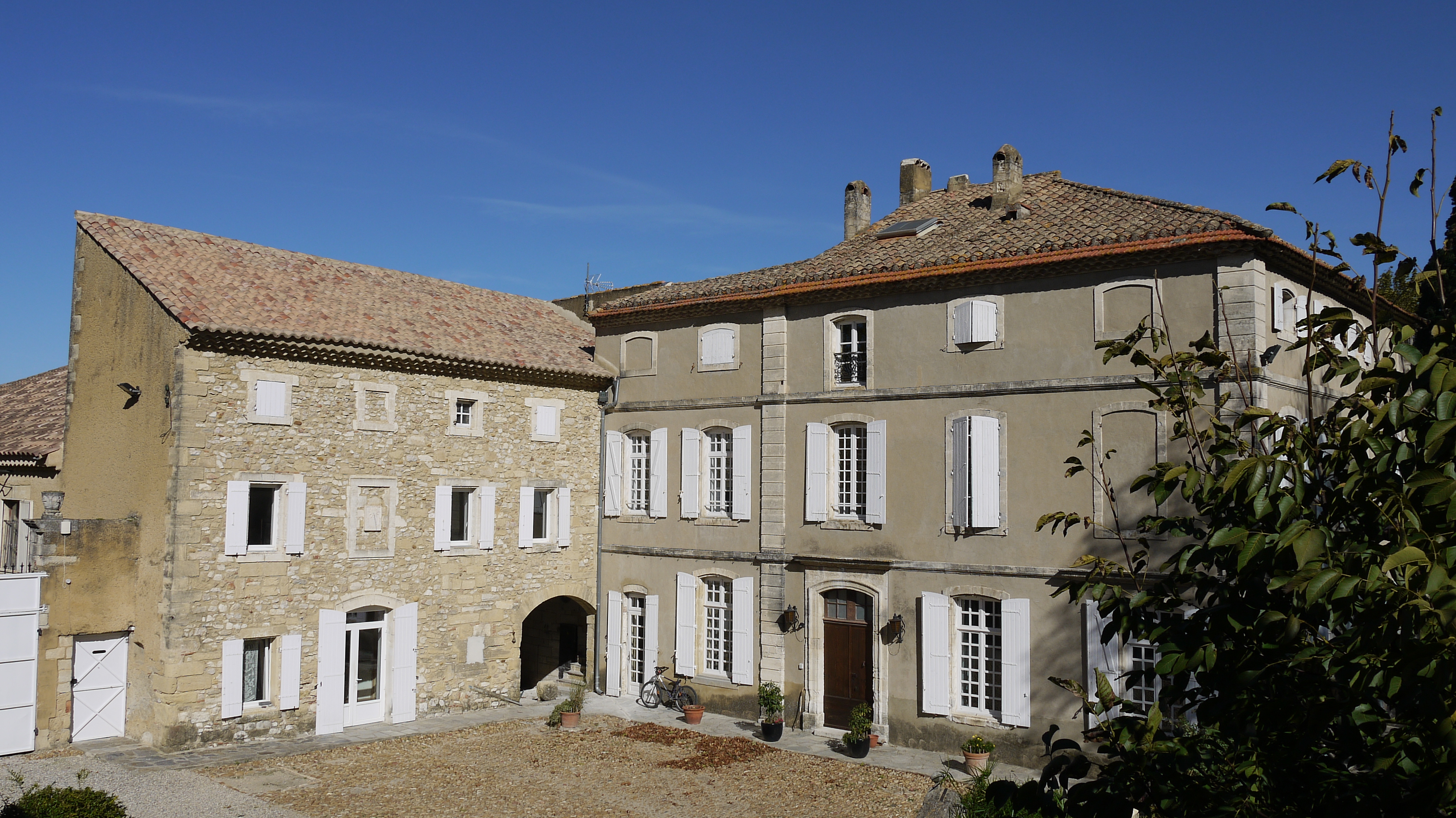 Étudier au château - École de Français Millefeuille Provence